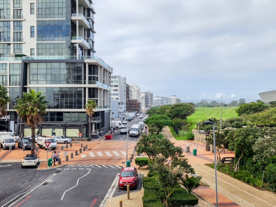 2 Bedroom Property for Sale in Mouille Point Western Cape